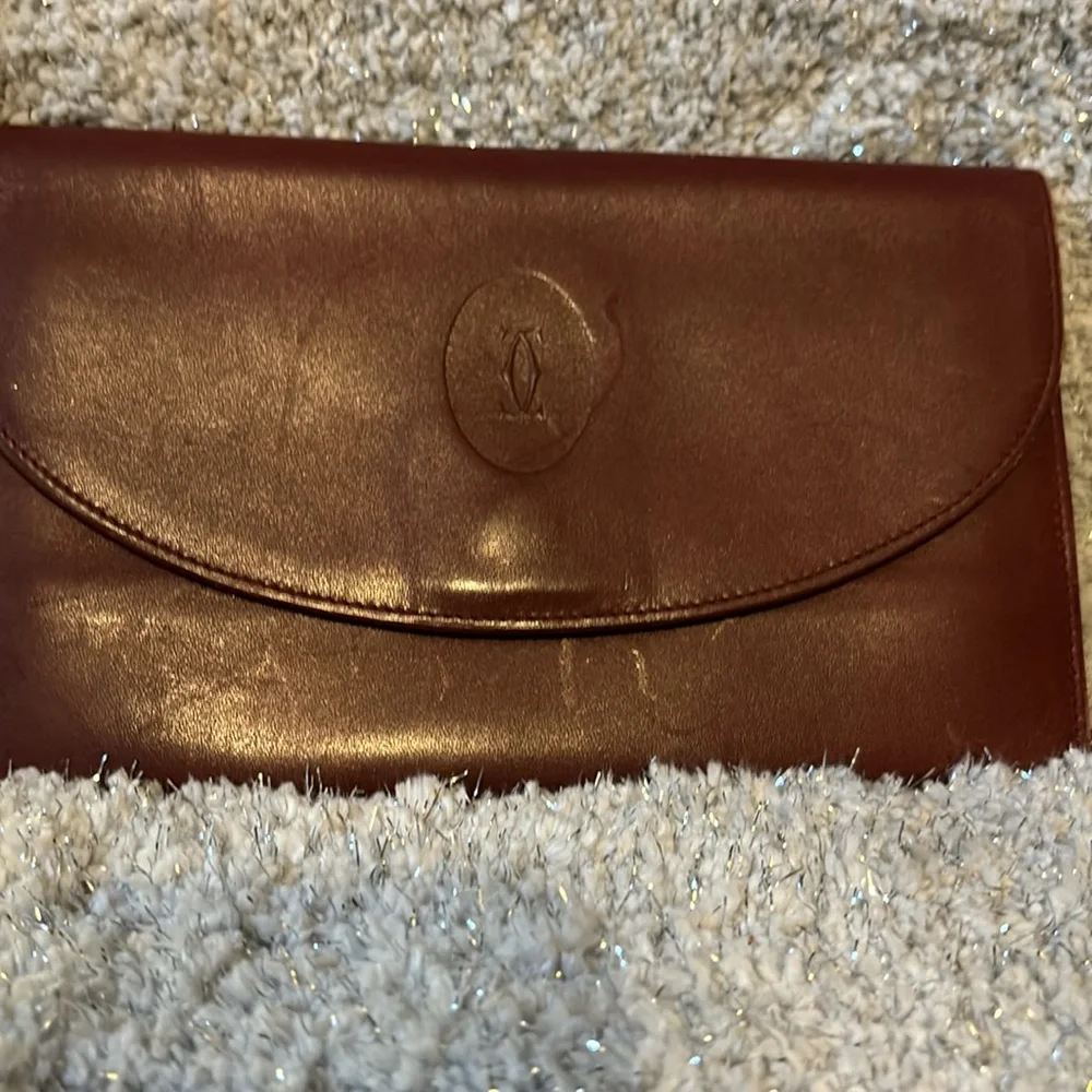 Cartier-beautifully worn, pre-loved kiss-lock wallet!  Signature wine color! - Picture 2 of 12